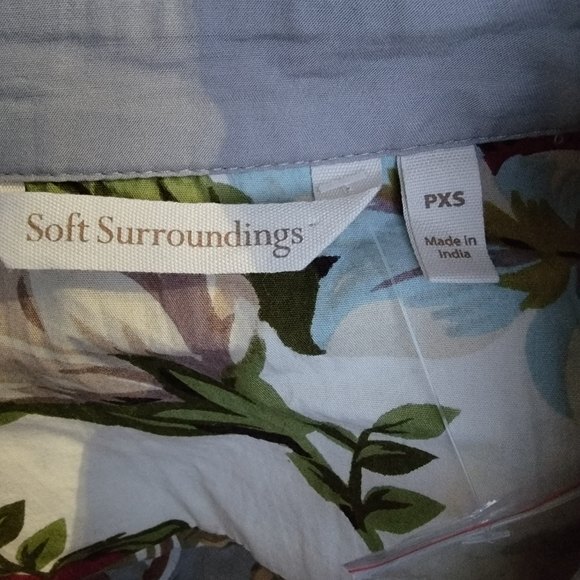 soft surroundings floral print sequined button down blouse size petite xs - Picture 3 of 4